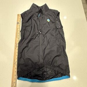 UYN Ultralight Wind Cycling Vest Women Med Outdoor Biking Exercise